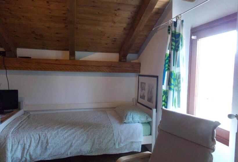 فندق صغير L'erbavoglio