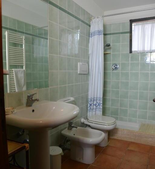 هتل Agriturismo Fattoria Il Casalone