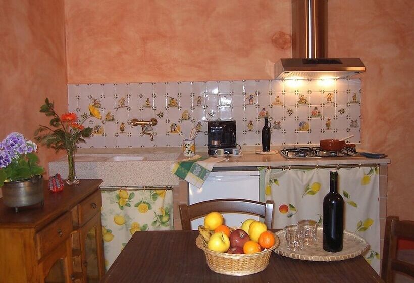 فندق Agriturismo Quartopodere