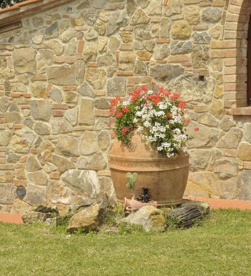 فندق Agriturismo Renai E Monte Ii