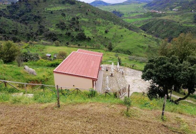 Отель Mama Lina