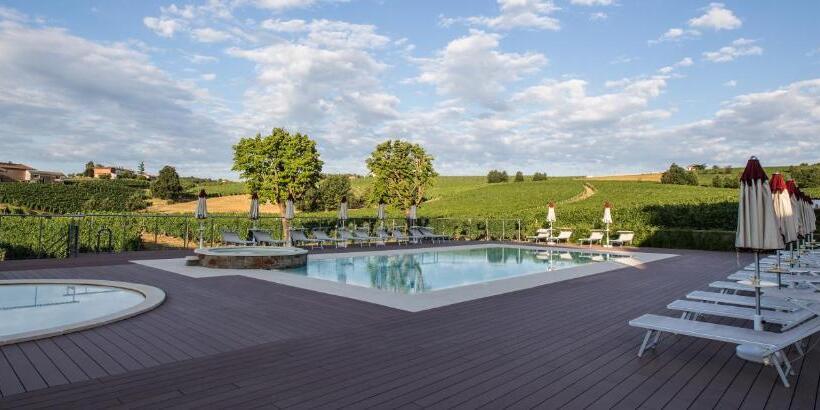 ホテル Tenuta Montebello