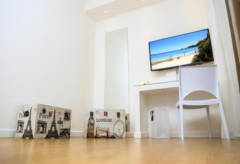 펜션 F53 Kevin's Charming Houses