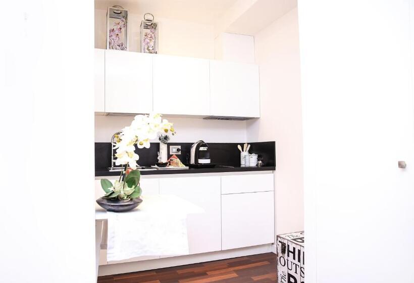 펜션 F53 Kevin's Charming Houses