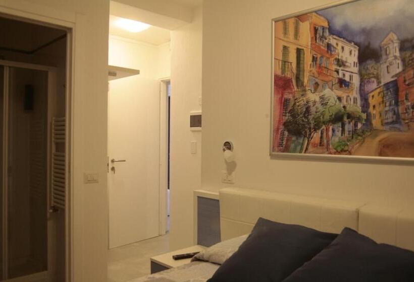 پانسیون I Lecci Di Soviore