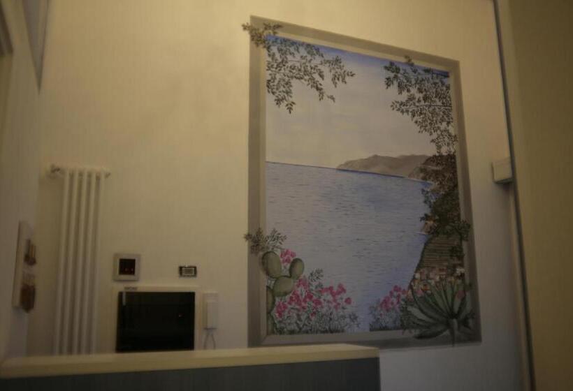 پانسیون I Lecci Di Soviore