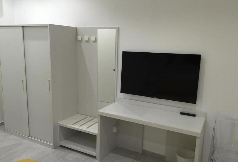 پانسیون Picaflor Art & Rooms