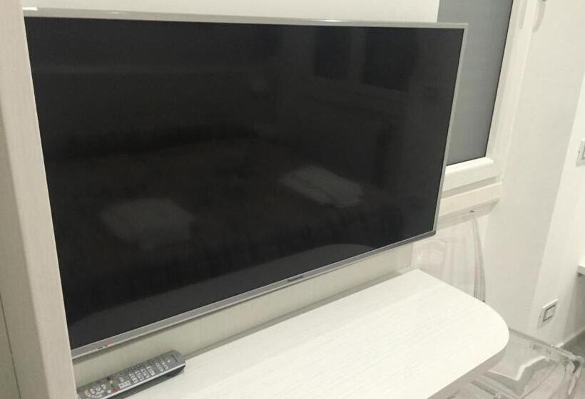 پانسیون Picaflor Art & Rooms