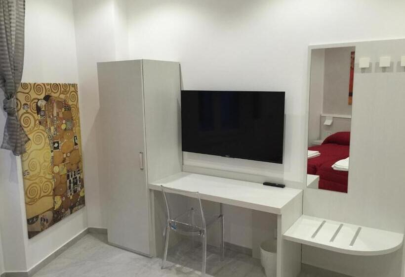 پانسیون Picaflor Art & Rooms