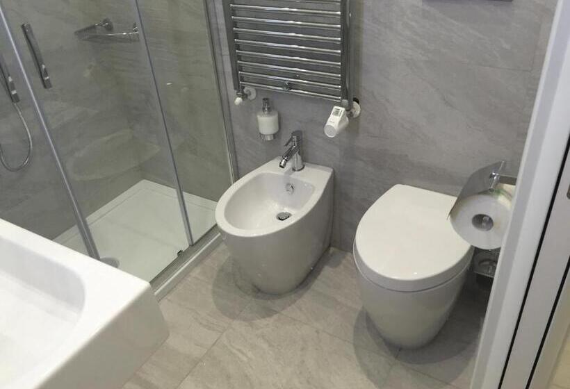 پانسیون Picaflor Art & Rooms