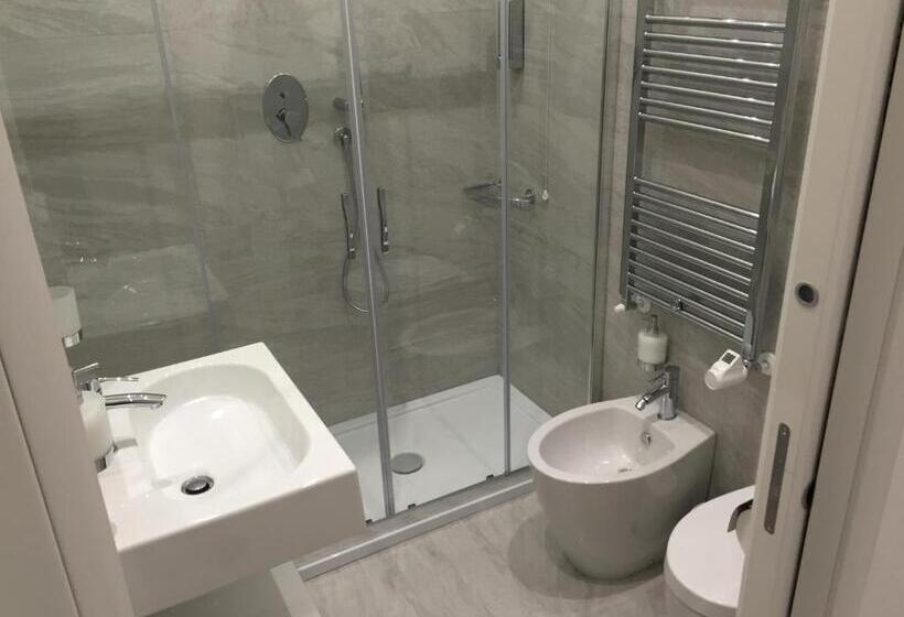 پانسیون Picaflor Art & Rooms