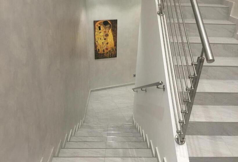 پانسیون Picaflor Art & Rooms