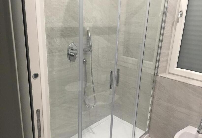 پانسیون Picaflor Art & Rooms