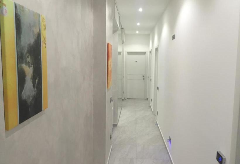 پانسیون Picaflor Art & Rooms