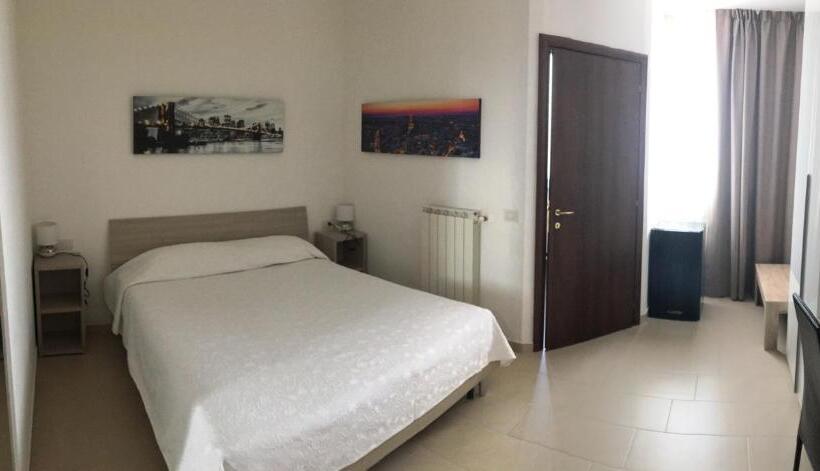 بنسيون Residenza S.event B&b