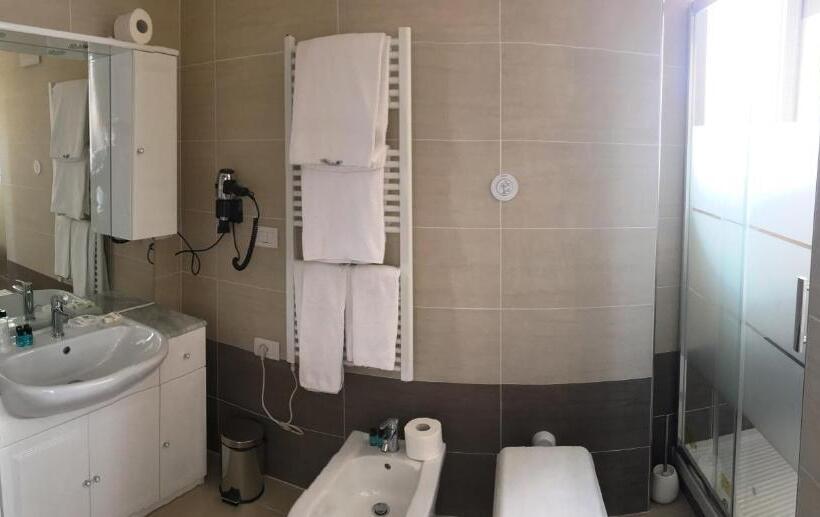 بنسيون Residenza S.event B&b