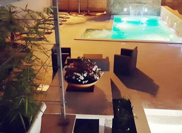 פנסיון Vianova Affittacamere