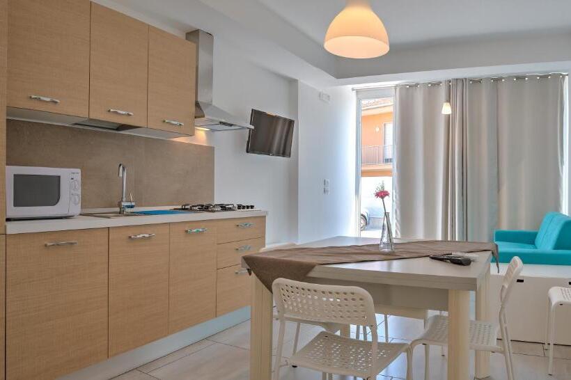 پانسیون Villa Vani Guest House