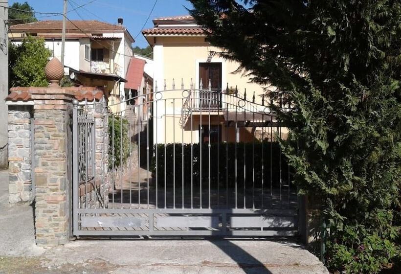 住宿加早餐  Casale Del Borgo