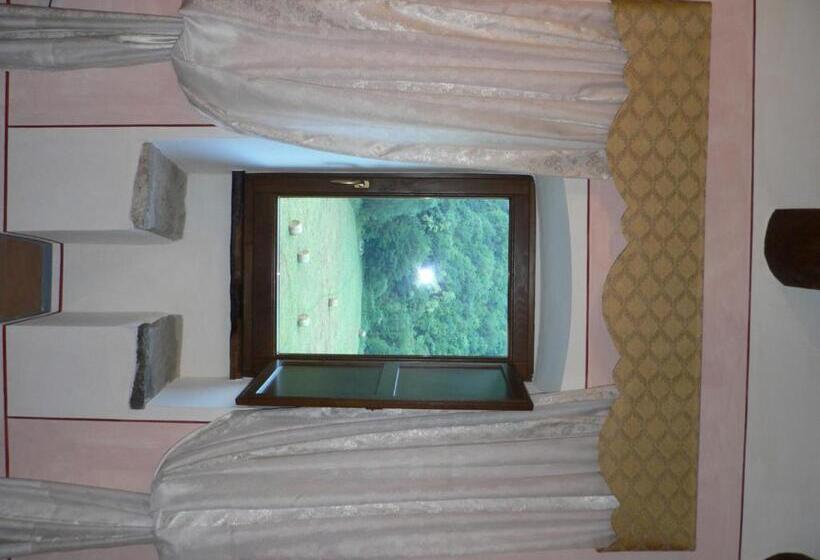 فندق Agriturismo Casale La Palombara