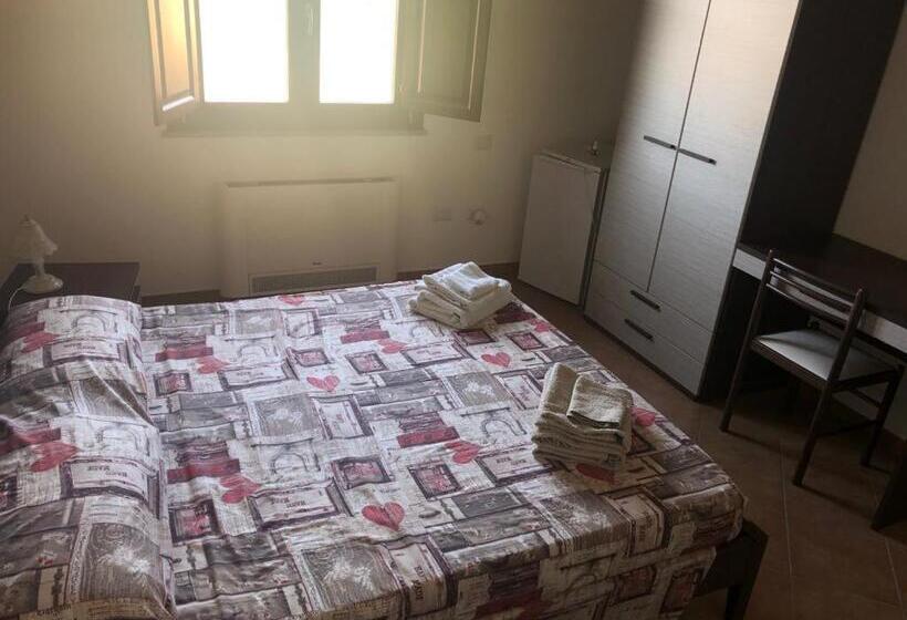 בית מלון כפרי Agriturismo La Fillirea