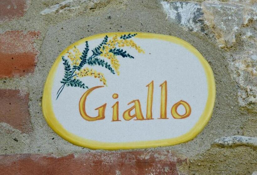 فندق Agriturismo La Valle Del Sole