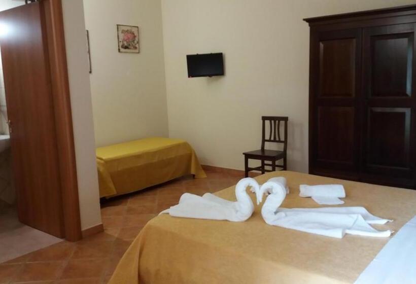 בית מלון כפרי Agriturismo Monte Degli Angeli