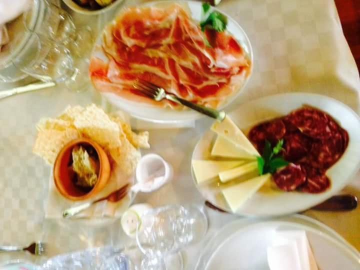 فندق Agriturismo Santu Marcialis