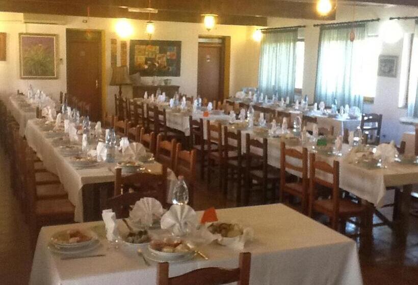 فندق Agriturismo Santu Marcialis