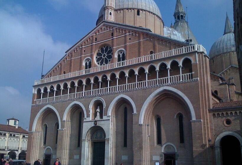 בית מלון כפרי Agriturismo Villa Selvatico
