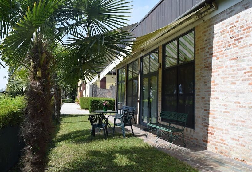 בית מלון כפרי Agriturismo Villa Selvatico