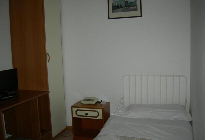 فندق Agriturismo Villa Serena