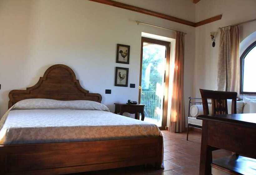 Отель B&b Podere Montese
