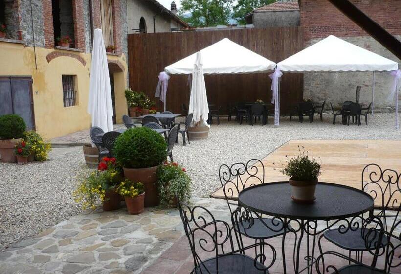 בית מלון כפרי Cascina Formighezzo