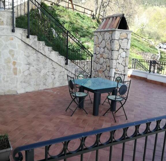 בית מלון כפרי Cominium Benessere