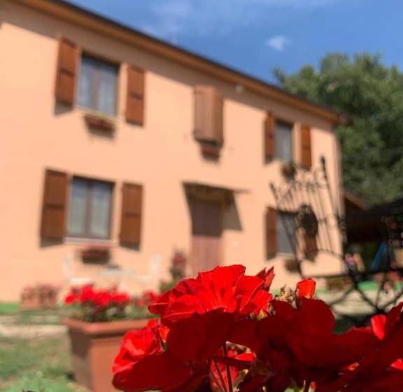 فندق La Cascina Della Vachina