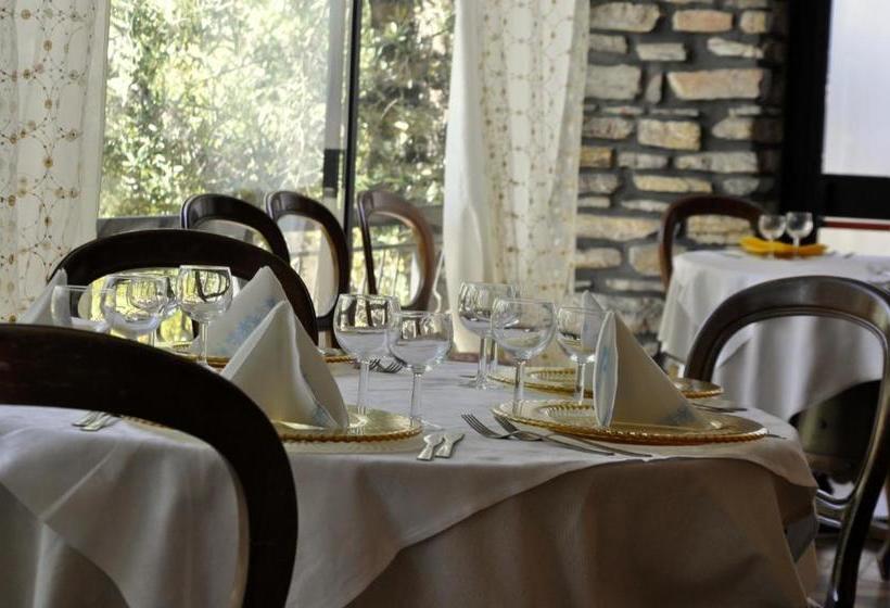 ホテル Agriturismo La Sorgente Di Rossi Valentino