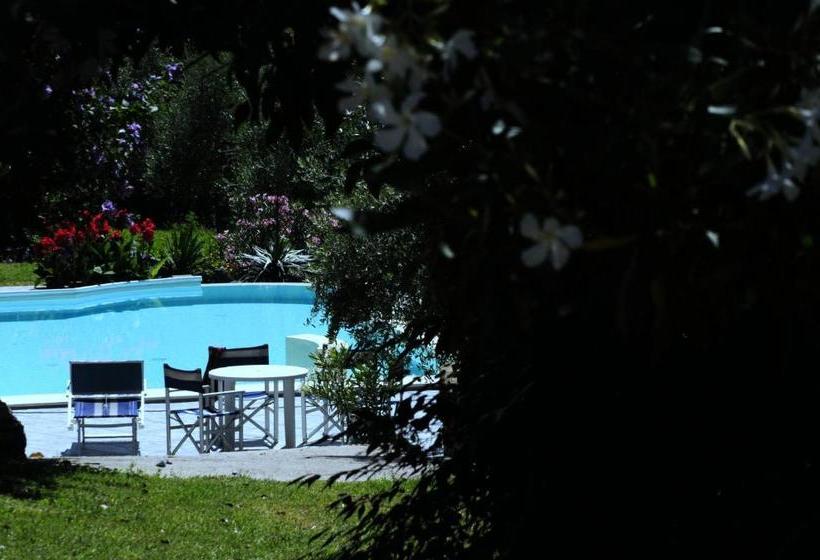 ホテル Agriturismo La Sorgente Di Rossi Valentino