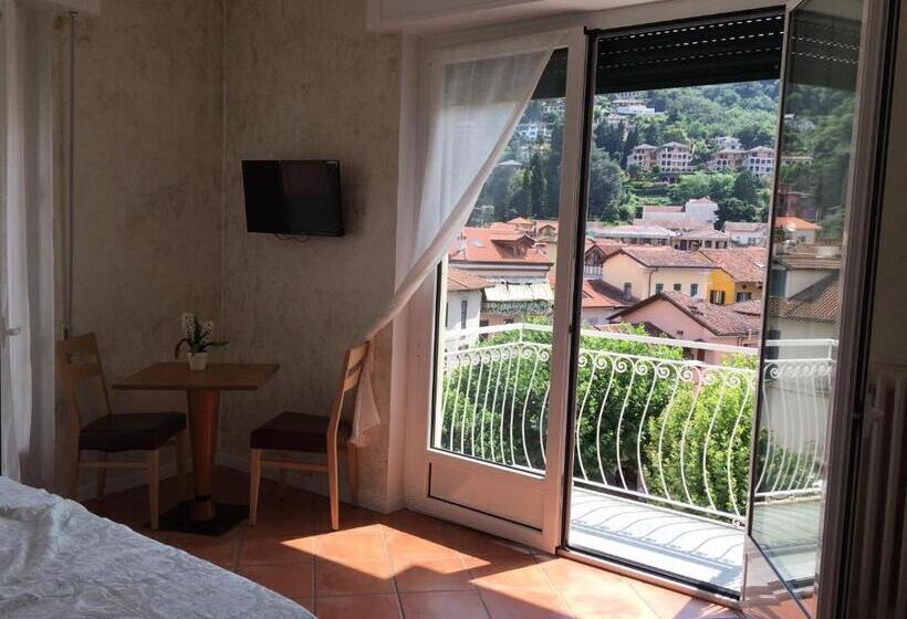 ペンション Affittacamere Caffè Nazionale