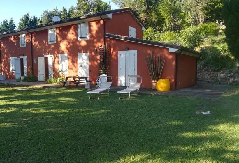 ペンション Camere L'eremo