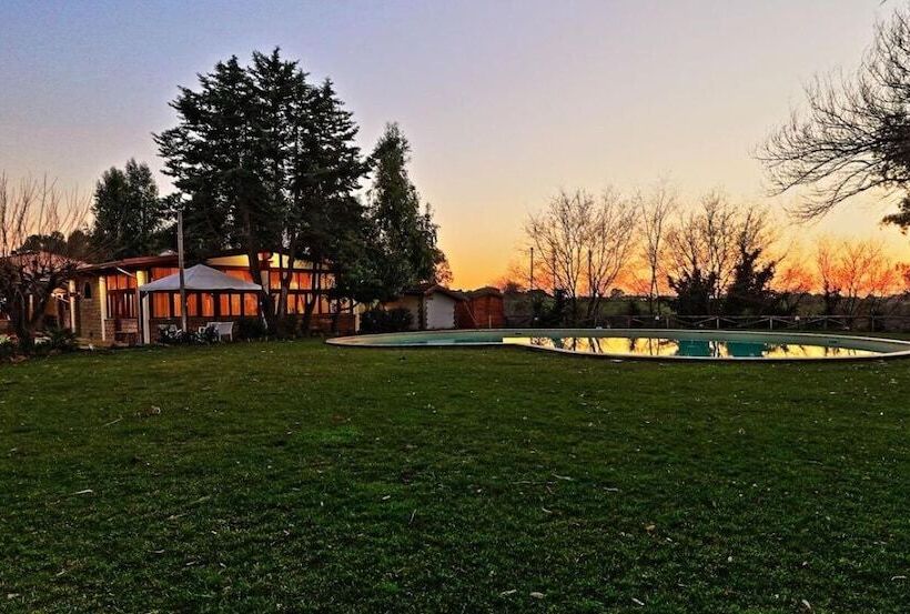 פנסיון Casale Del Vento