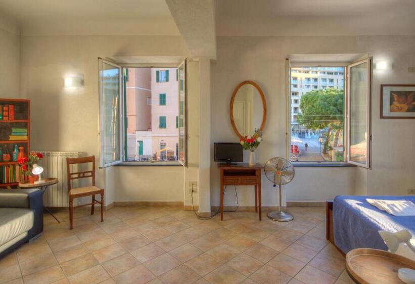 펜션 Club Nautico Savona