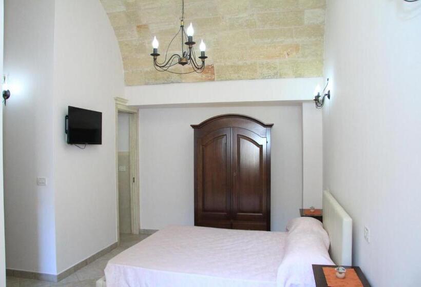 بنسيون Corte Della Luna