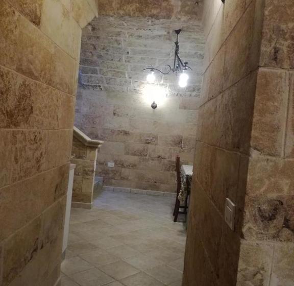 بنسيون Corte Della Luna