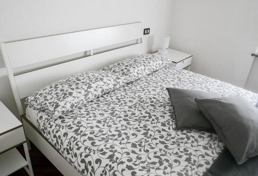 펜션 Guesthouse Flora