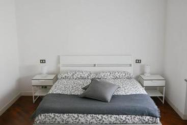 پانسیون Guesthouse Flora