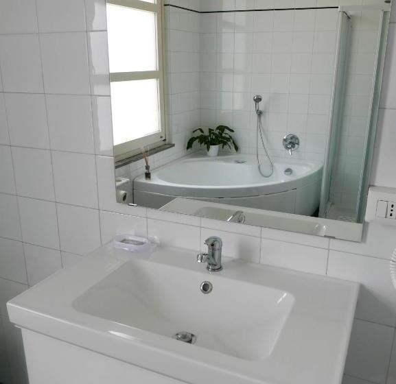 펜션 Guesthouse Flora