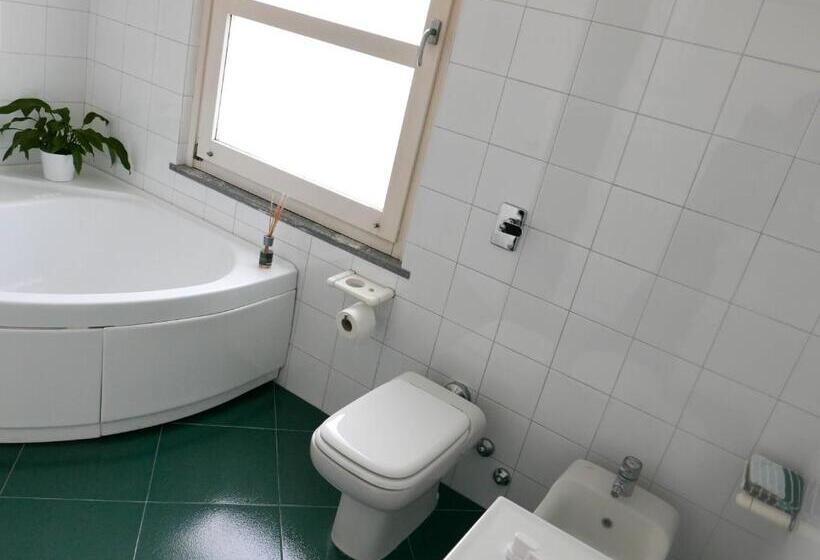 펜션 Guesthouse Flora