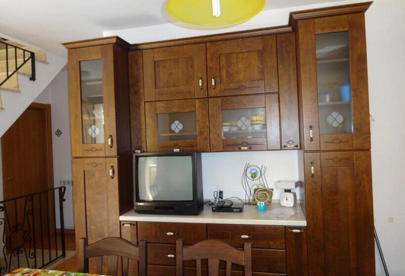 פנסיון Hysnara Affittacamere