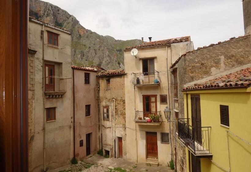 פנסיון Hysnara Affittacamere